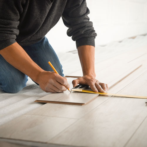 couper du parquet stratifié sans éclats